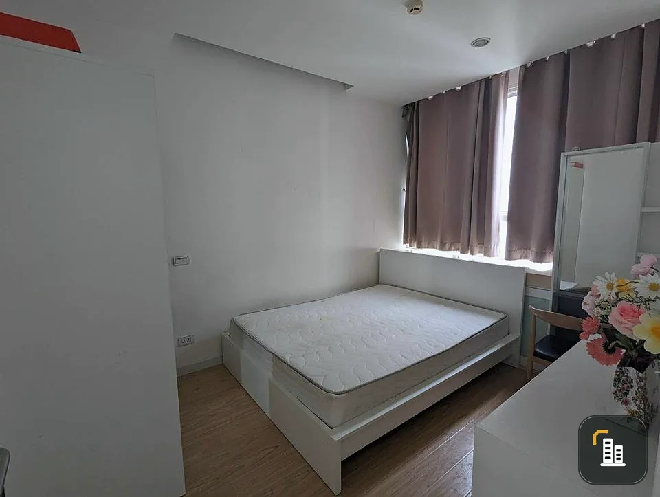 Condo for rent at T.C. Green, 2nd floor, fully furnished and electrical appliances. Book now, don't wait.
