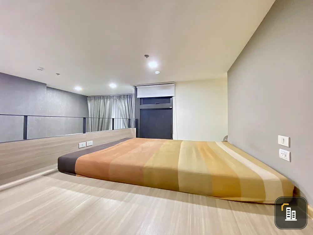 Urgent sale, Chewathai Residence Asoke Condo, duplex room, golden location, do not hesitate, book now!!