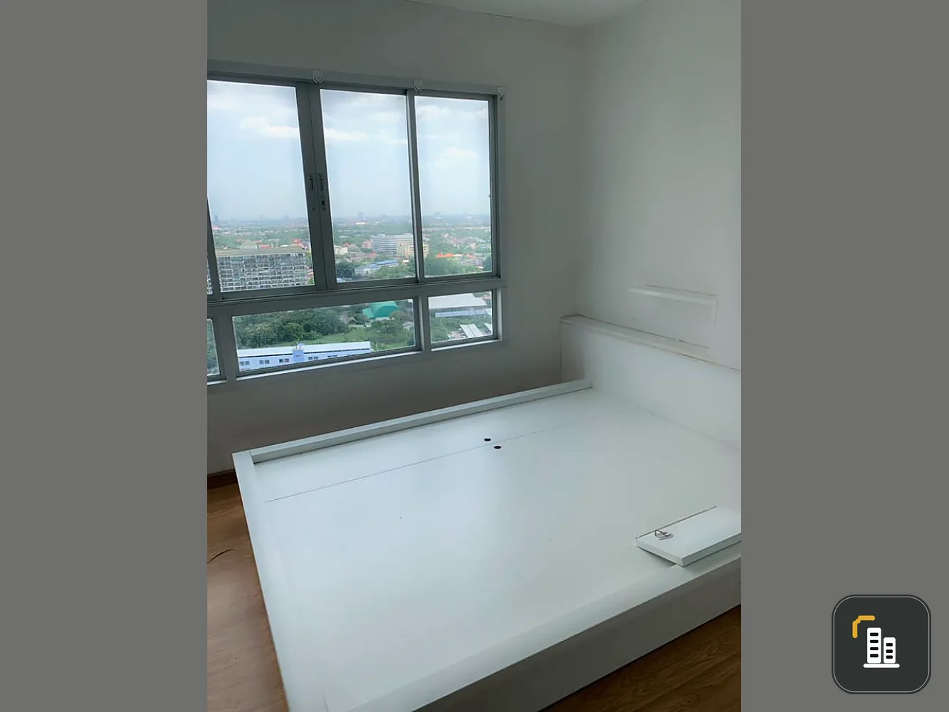 Condo for sale, The Trust Residence Pinklao (Borommaratchachonnani), pool view, first come first served !!