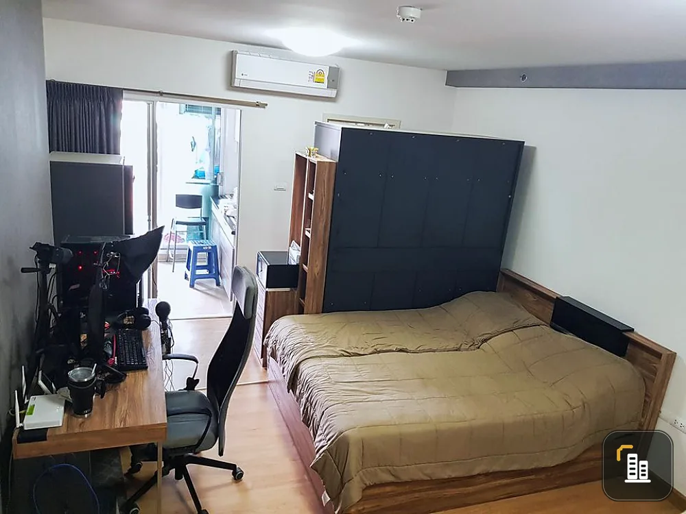 Condo for sale, Supalai Veranda Ratchavipha-Prachachuen, 7th floor, pool view, with furniture and electrical appliances.