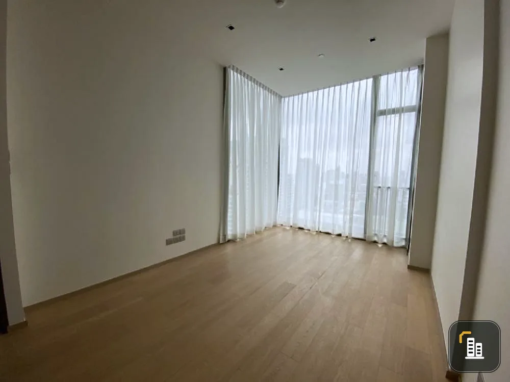 For sale, 28 Chidlom, high floor, best price, ready to move in, don't miss it.