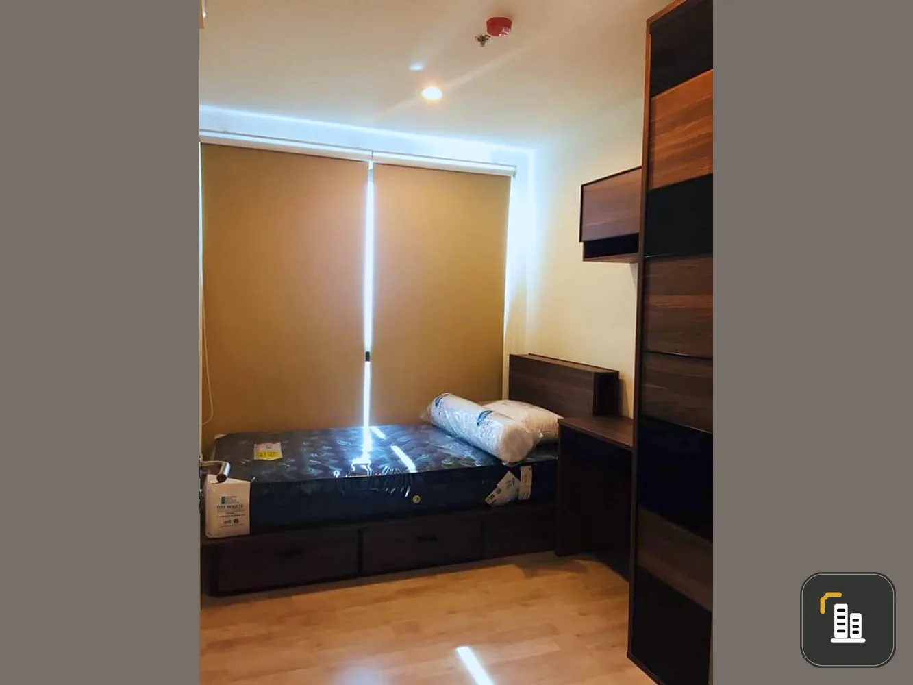 Sale with tenant Condo Ideo Mobi Charan-Interchange. Next to the Blue Line, move now, don't hesitate !!