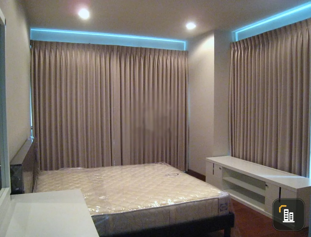 Condo for rent, The Address Chidlom, convenient transportation, ready to move in. Don't miss it.