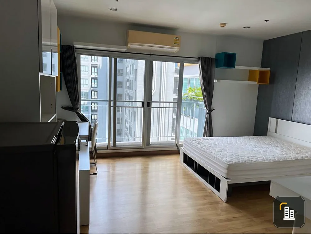 For Sale The Parkland Taksin - Tha Phra, 27th floor, beautiful room with furniture and electrical appliances. Buy now.
