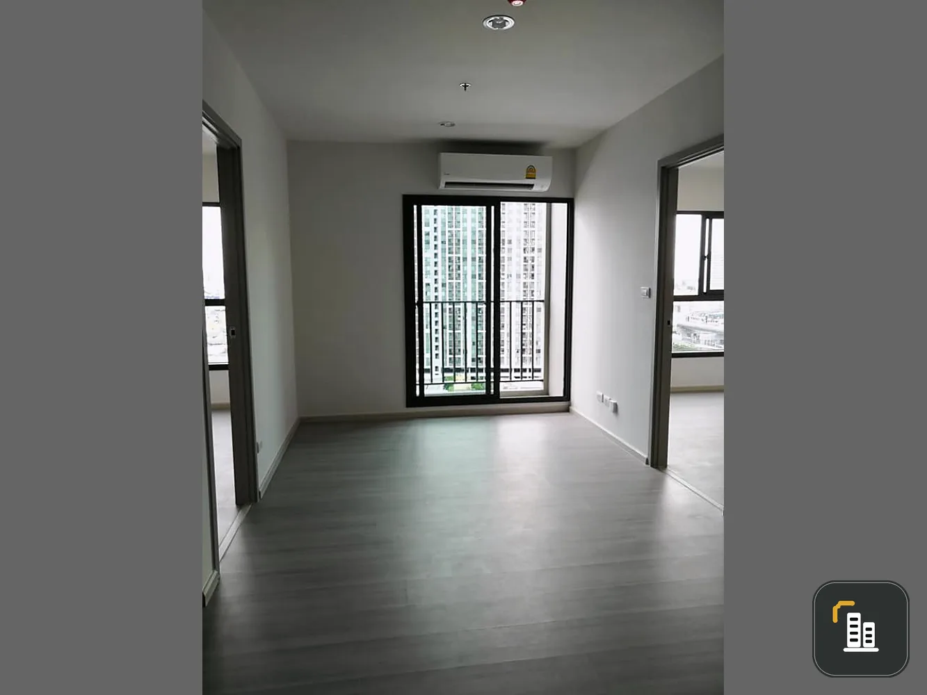 Condo for sale, The Parkland Charan-Pinklao, empty room, garden view, first come first served !!
