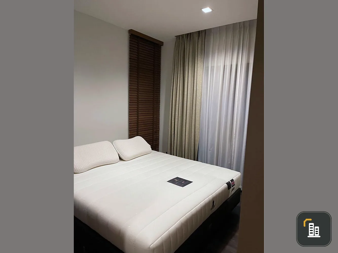 Rent the Line Asoke-Ratchada room ready fully furnished With electrical appliances. Book now.