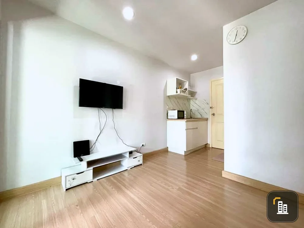 For rent, U2 Condo, 4th floor, room divider Complete with furniture and electrical appliances. Book now.