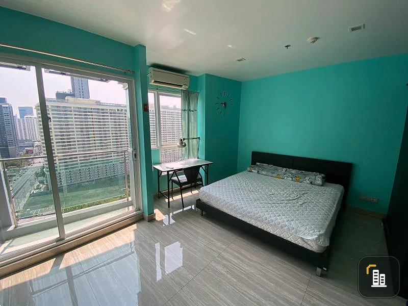 Condolette Ize Ratchathewi for sale, beautiful view, newly decorated room. More usable space than usual This must be reserved.