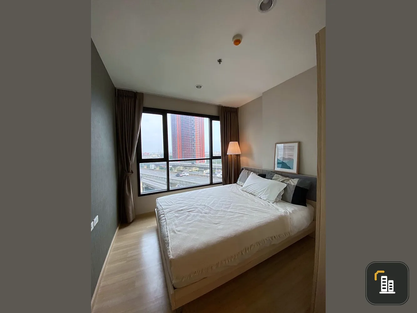 For sale, The Base Rama 9 - Ramkhamhaeng, 12th floor, beautiful room, fully furnished, very livable, rent now, don't wait.