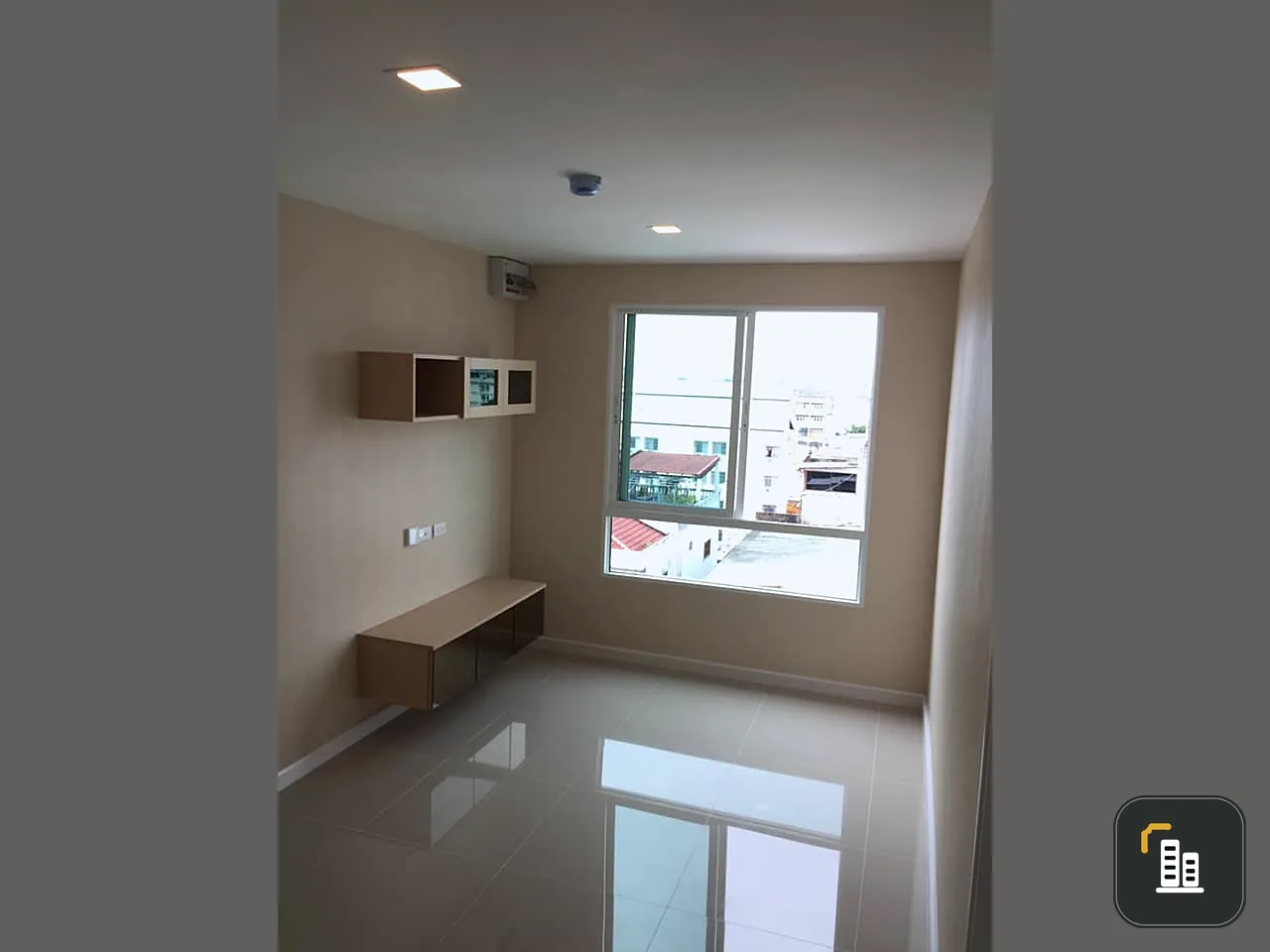 JW condo @Don Muang Urgent sale, 7th floor, corner room, the most beautiful view, no building blocking, cool wind.
