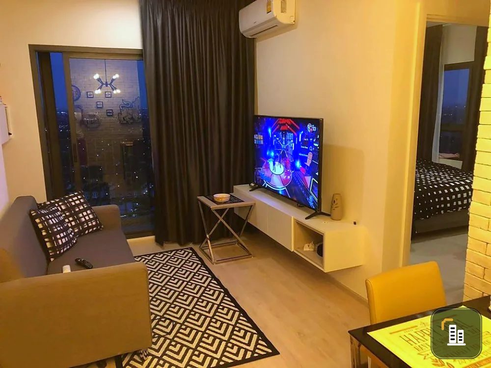 Selling Decon Prime Rattanathibet, 32nd floor, Chao Phraya River view. Super cool room It's fully furnished. Book now.