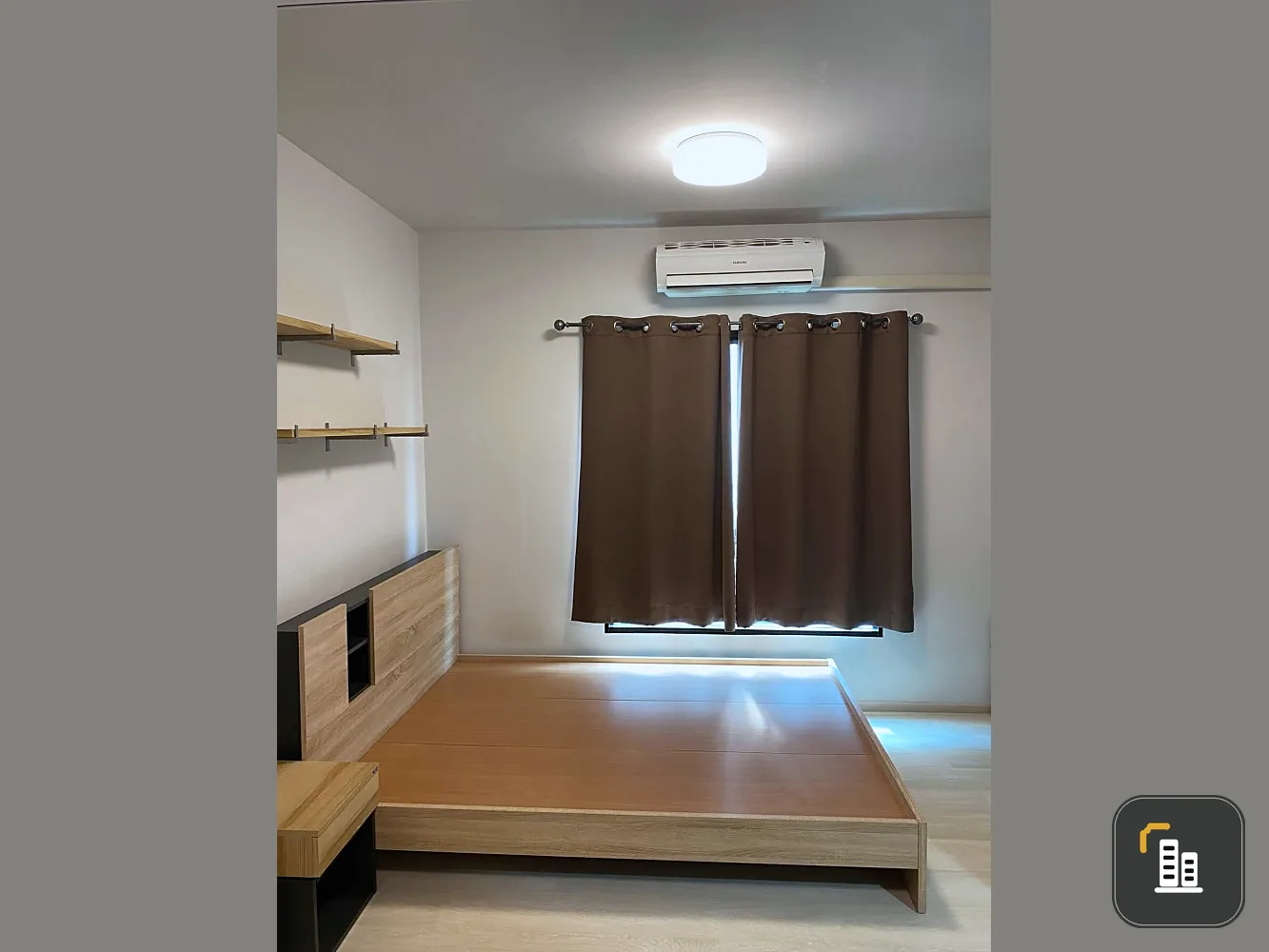 Selling Unio Ramkhamhaeng-Serithai, Building C, 3rd floor, free furniture, ready to move in, good price, don't wait.
