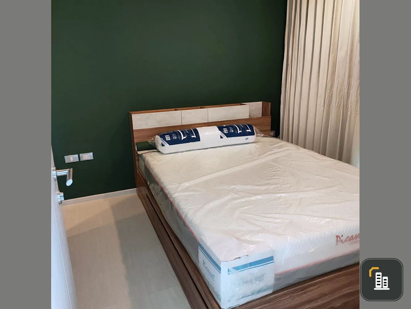 Sell Rhythm Sukhumvit 36-38, good location, convenient transportation Can't miss it