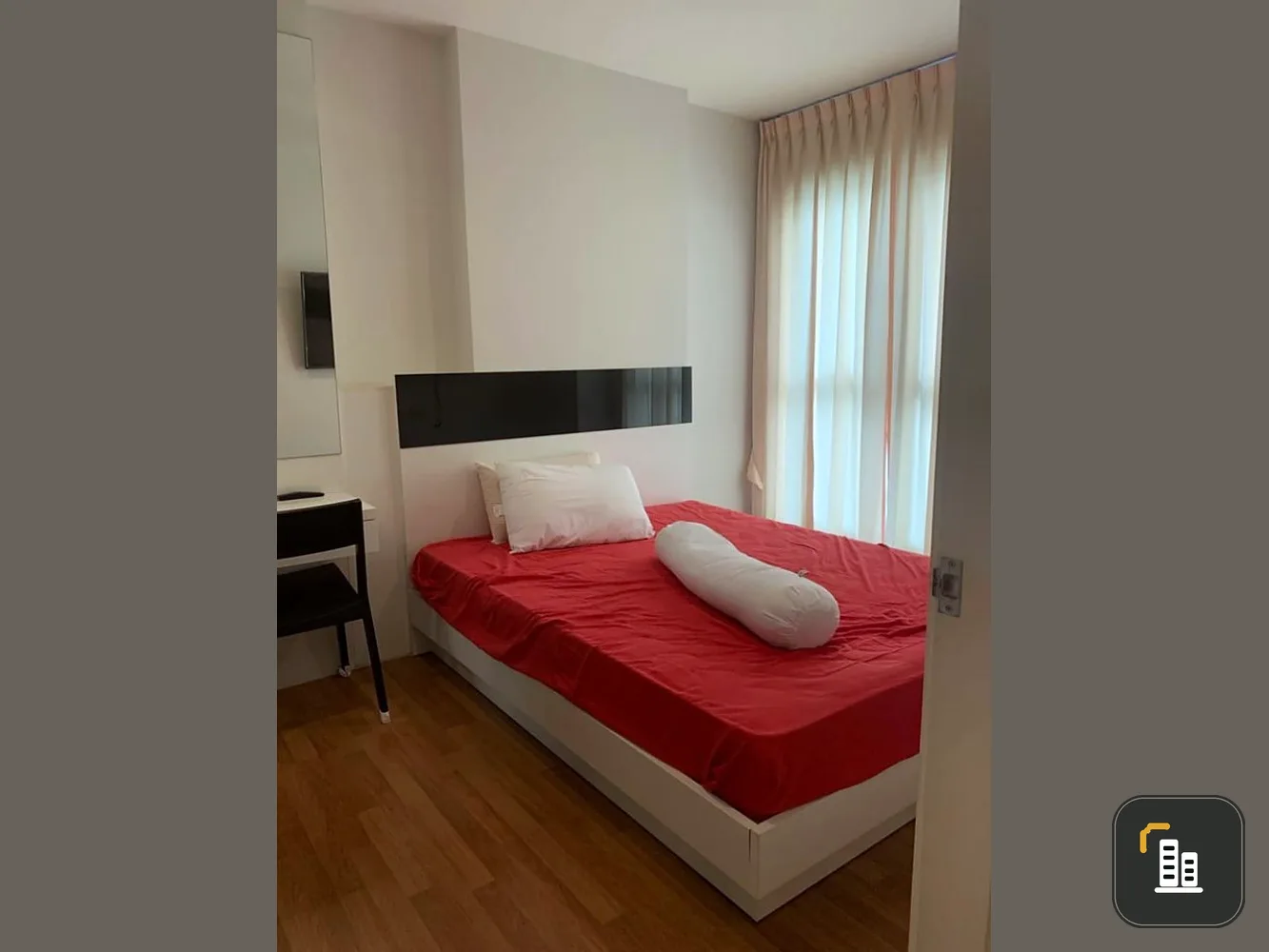 For sale, Centric Ratchada-Sutthisan, 7th floor, beautiful room, good condition, fully furnished. Ready to move in. Buy now. Very worthwhile.