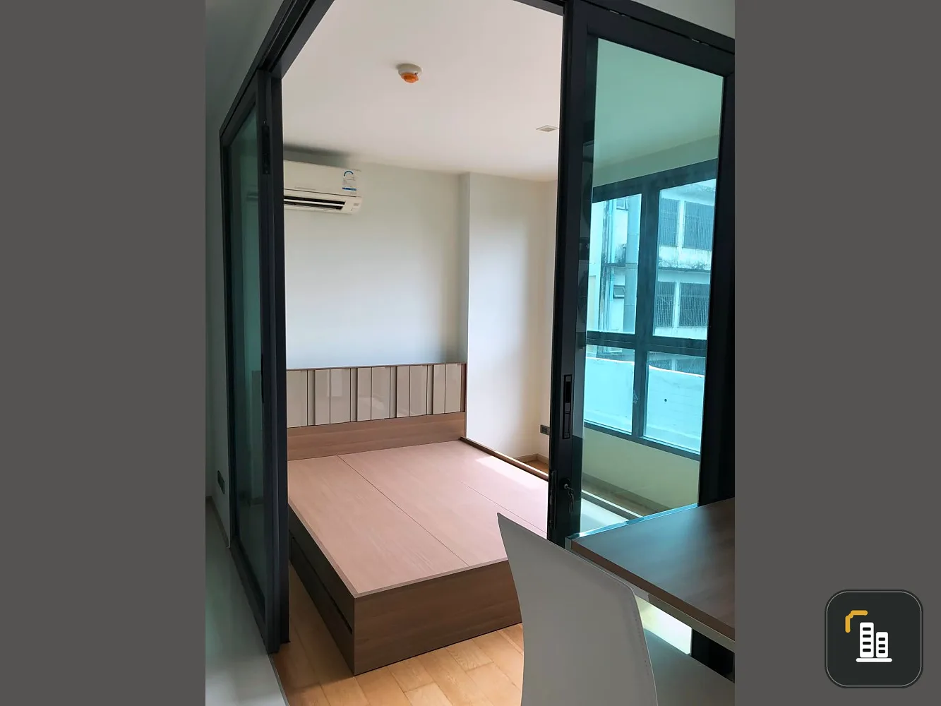 Quick sale!! Condo Hue Sukhumvit, next to BTS, convenient transportation, ready to move in, good price, hurry to reserve before it's gone.