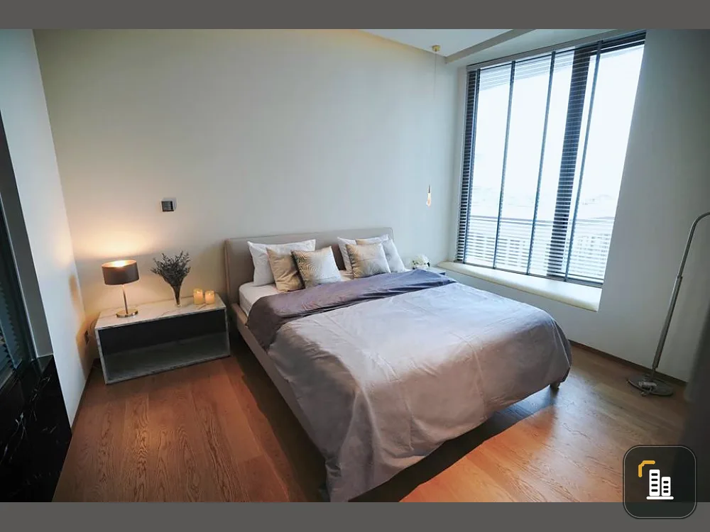 For rent Saladaeng One, beautiful room, fully furnished. Can't miss it