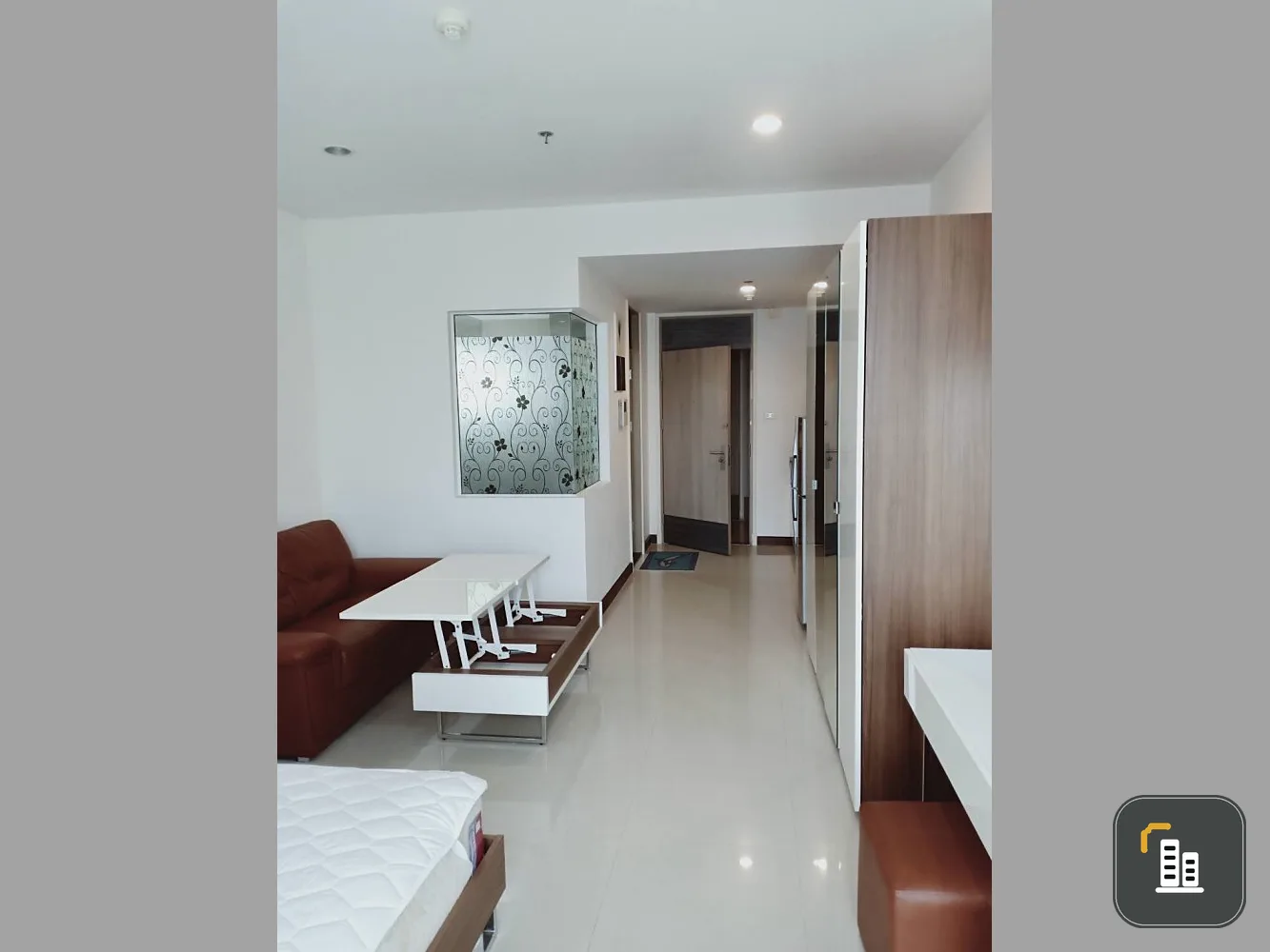For Rent Supalai Premier Ratchathewi, high floor, good condition. Nice view of the pool The whole room is well furnished. If interested, hurry up.