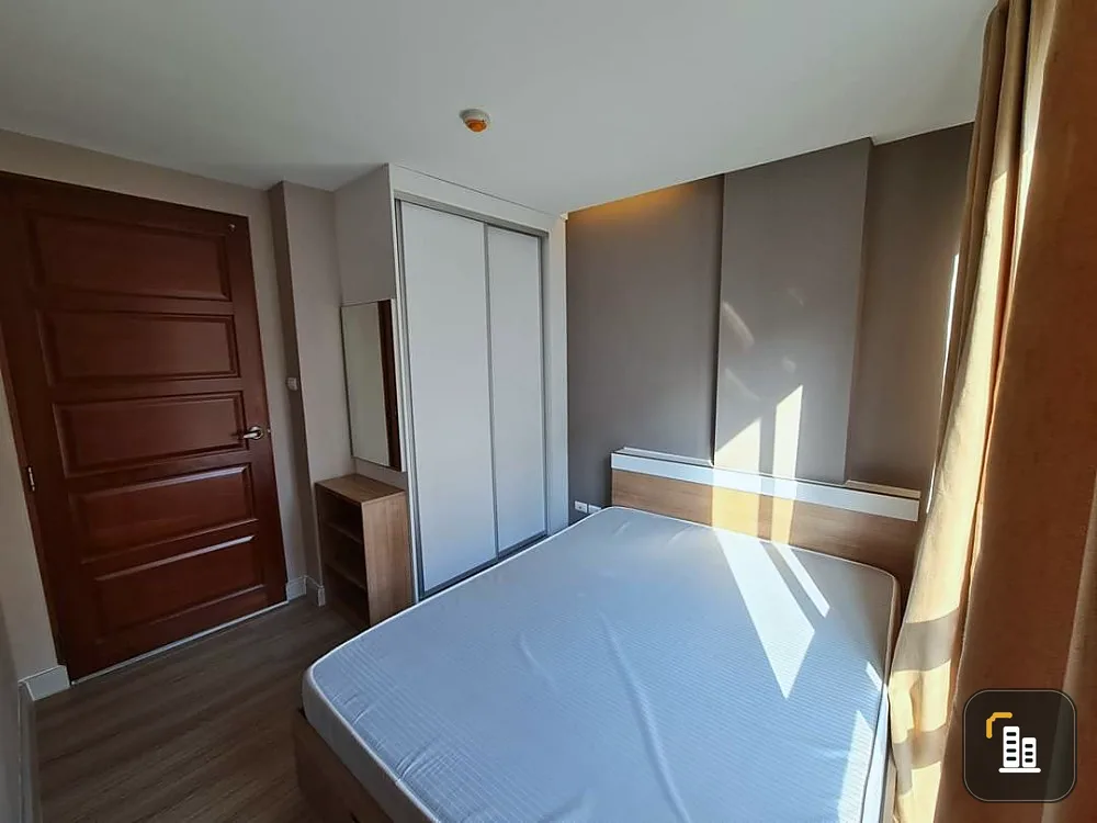 Condo for sale, Emerald Residence Ratchada, 6th floor, Building C, fully furnished, ready to move in, near Huai Khwang MRT. Hurry up to reserve!