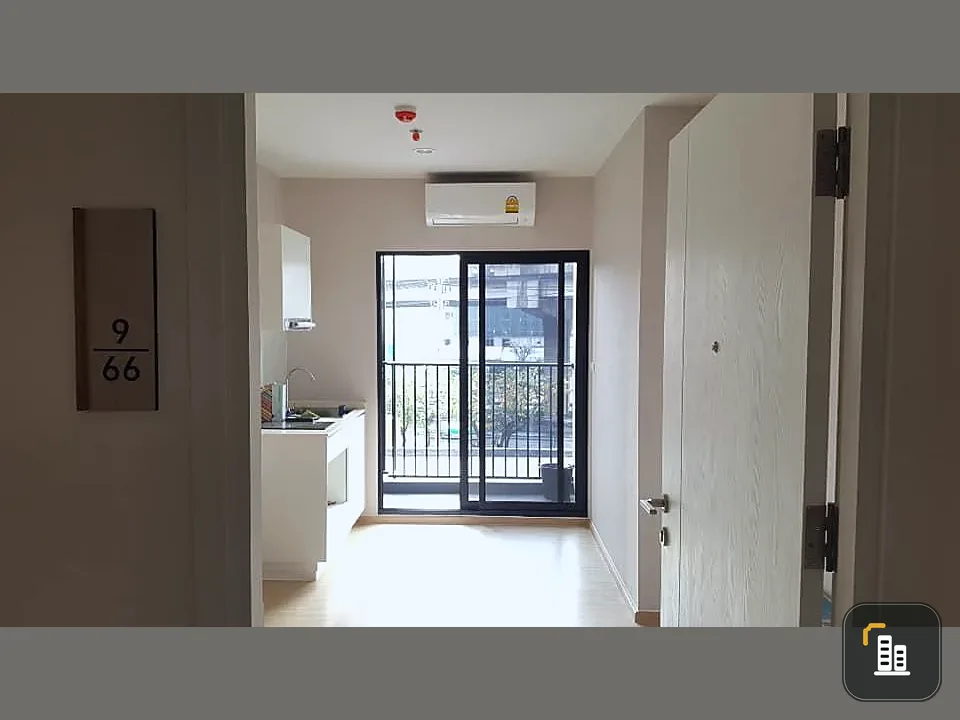 Sale down payment Plum Condo Pinklao Station, near mrt Bang Yi Khan, don't hesitate, book now !!