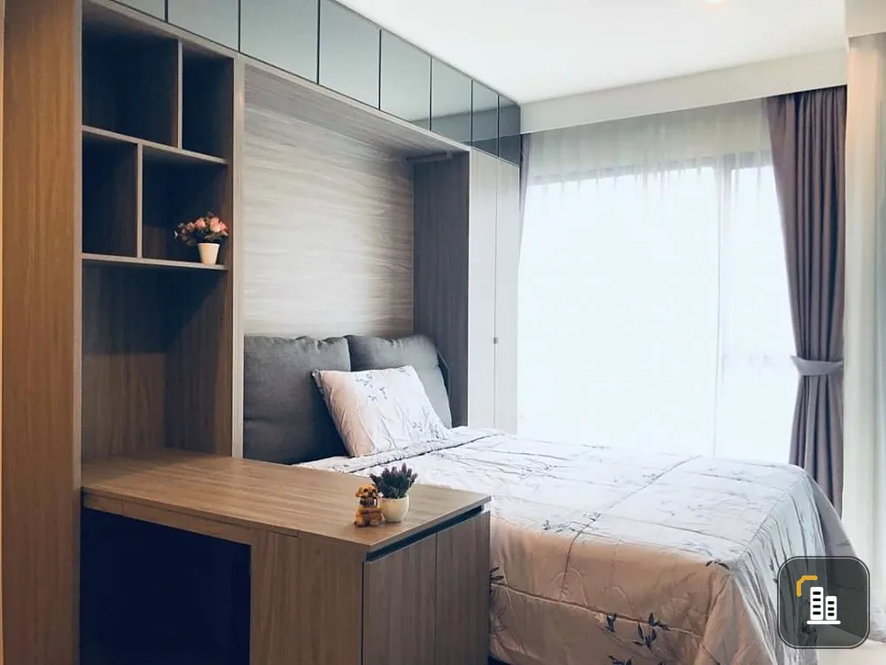 Sell / rent RHYTHM Asoke, built-in furniture in the whole room. good electrical appliances If you don't book, you will regret it. Urgent.