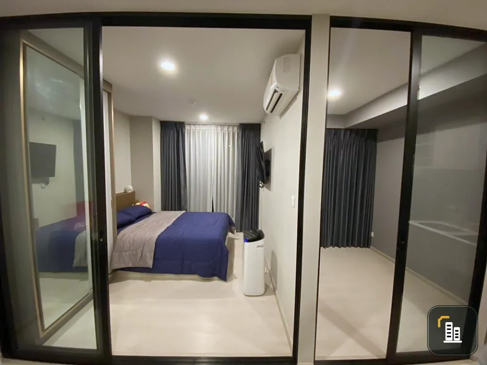 For Sale Knightsbridge Phahonyothin-Interchange 12A floor, very beautiful room, pool view. Fully furnished, book now