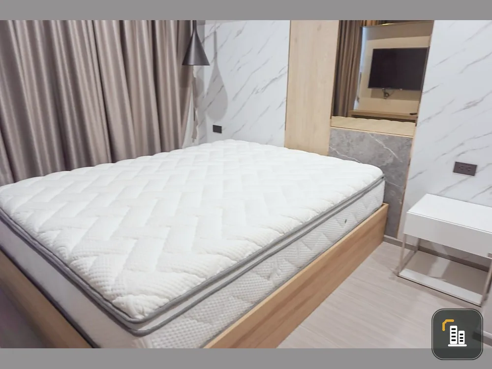 Condo for rent, Life Ladprao, 2 bedrooms, 1 bathroom, stone pattern wall Plus you get a beautiful city view. This price is very worthwhile. Urgent.