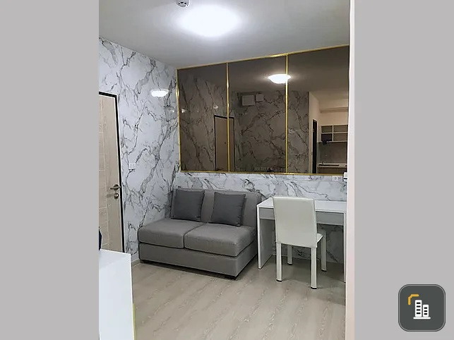 For rent!! Condo Grene Don Mueang-Songprapha, 2nd floor, decorated with marble walls throughout the room. Don't miss it!!
