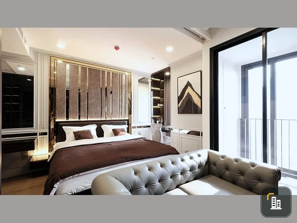 For rent Ashton Chula Silom, decorated in Luxury style, built-in at every point Fully equipped with the best rooms, book now.