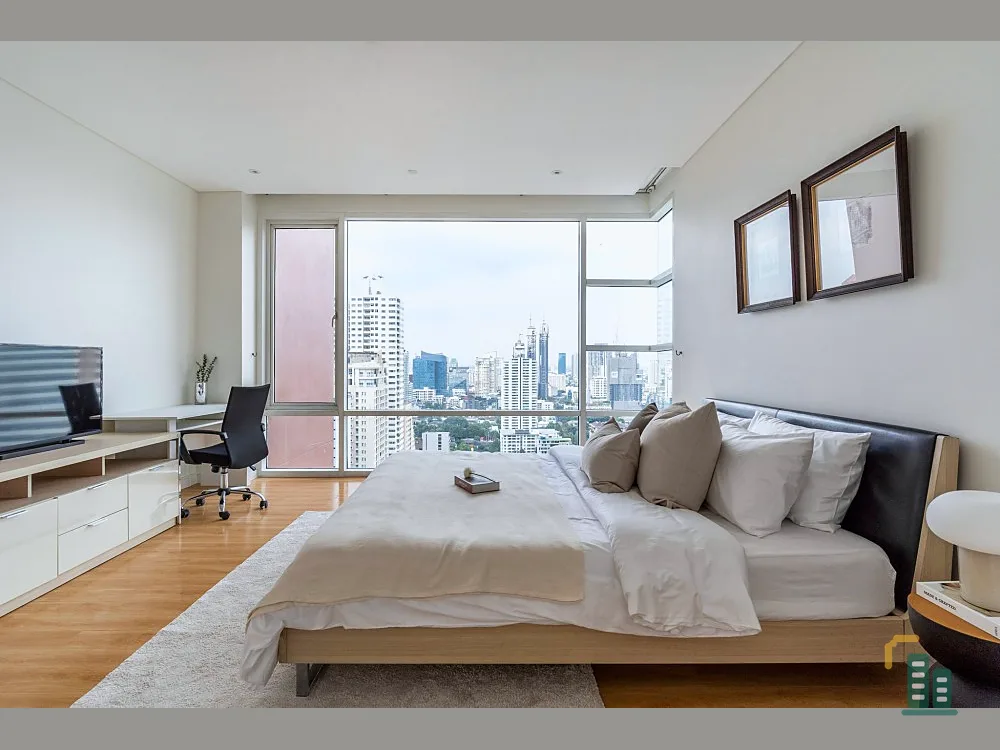 For rent Fullerton Sukhumvit, Thit Nuea, city view, high floor, don't miss it, book now!