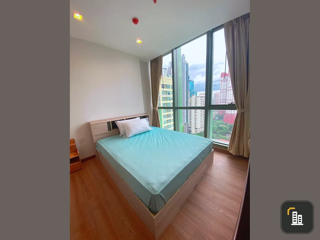 For rent or sale Wish Signature Midtown Siam, size 35 sq.m., 1 bedroom, usable area If interested, hurry to reserve quickly.