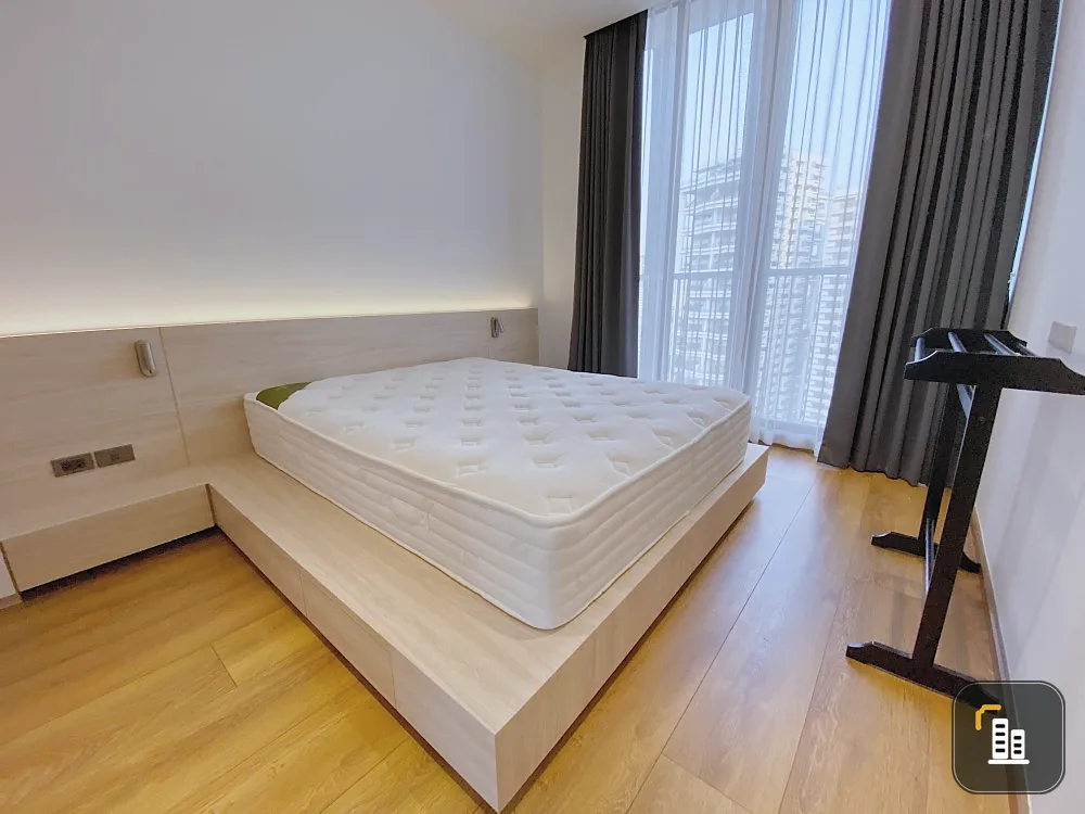 Condo for rent, Park 24 Origin, Phrom Phong, corner room, 17th floor, good view, outstanding location, ready to move in, don't wait!!
