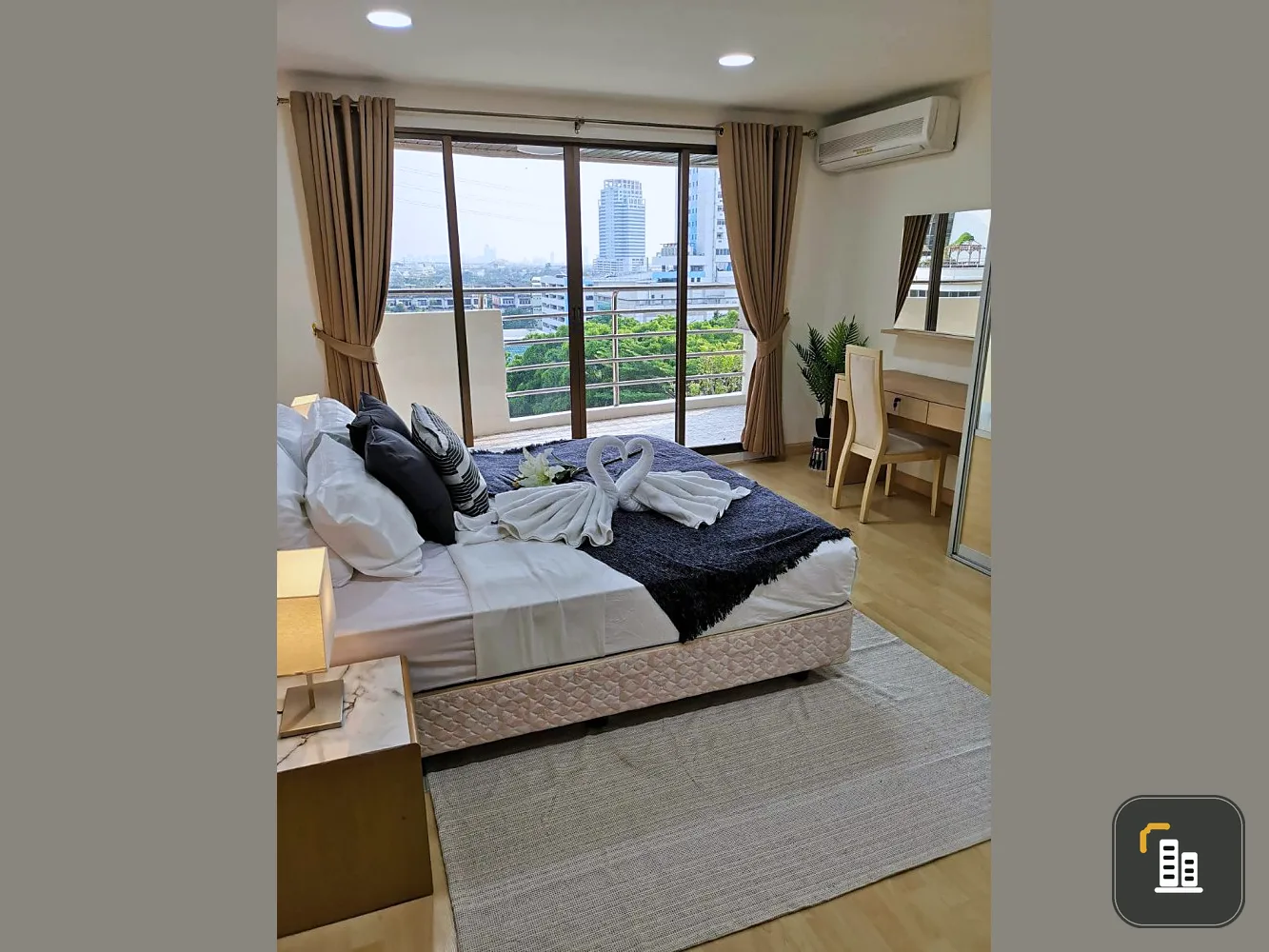For sale, for rent, Flora Ville, 6th floor, size 105 sq m, spacious room, 2 bedrooms, 2 bathrooms, ready to move in, hurry and grab it before it's gon