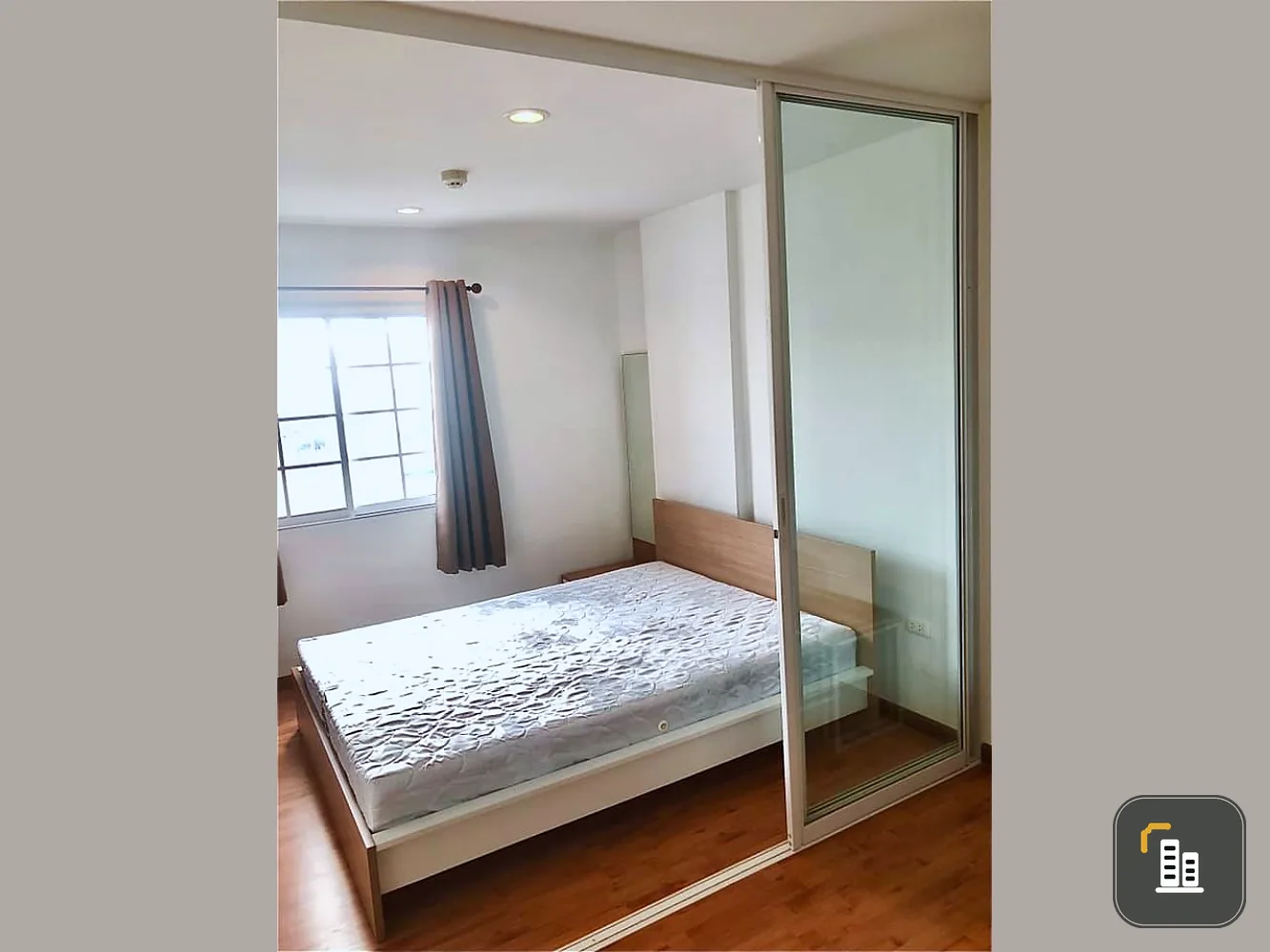 For sale Tulip Square Om Noi, city view, move now, don't hesitate !!