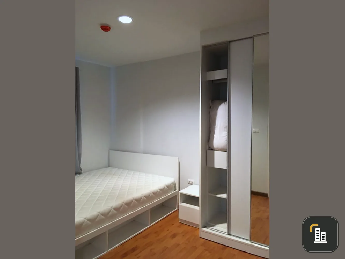 For rent Tulip Square Om Noi, 2 bedrooms, fully furnished, ready to move in. Don't miss it !!