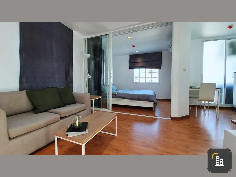 For Sale Tulip Square Om Noi, corner room, fully furnished, must book !!