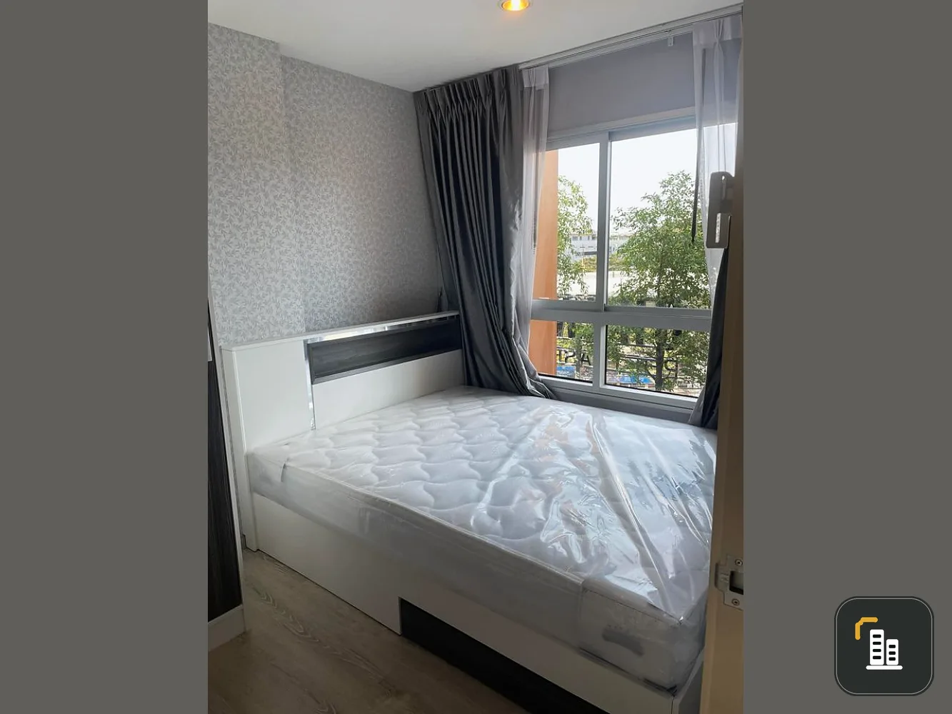 For Sale, Chewathai Phetkasem Project, 27 livable rooms, comes with furniture, electrical appliances, perfect price, hurry to reserve