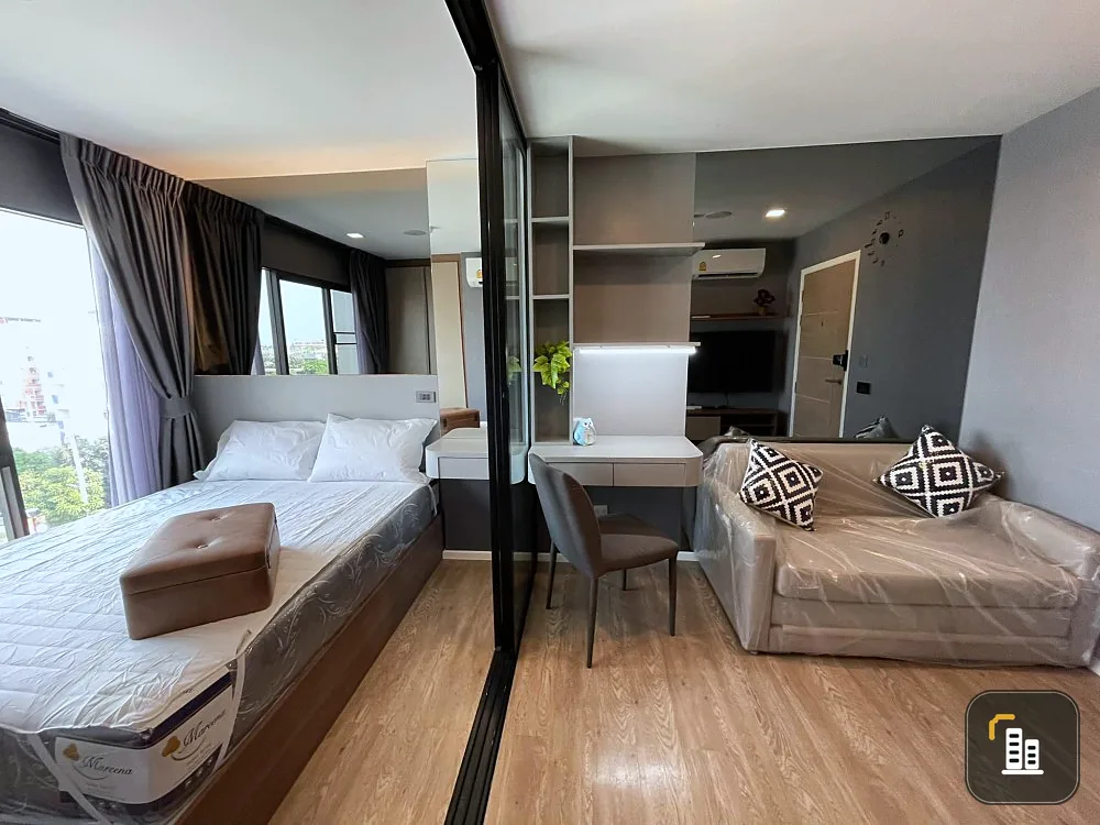 The room is very beautiful, decorated with the most premium. Built-in tight glass Book now at Kave town space for rent.