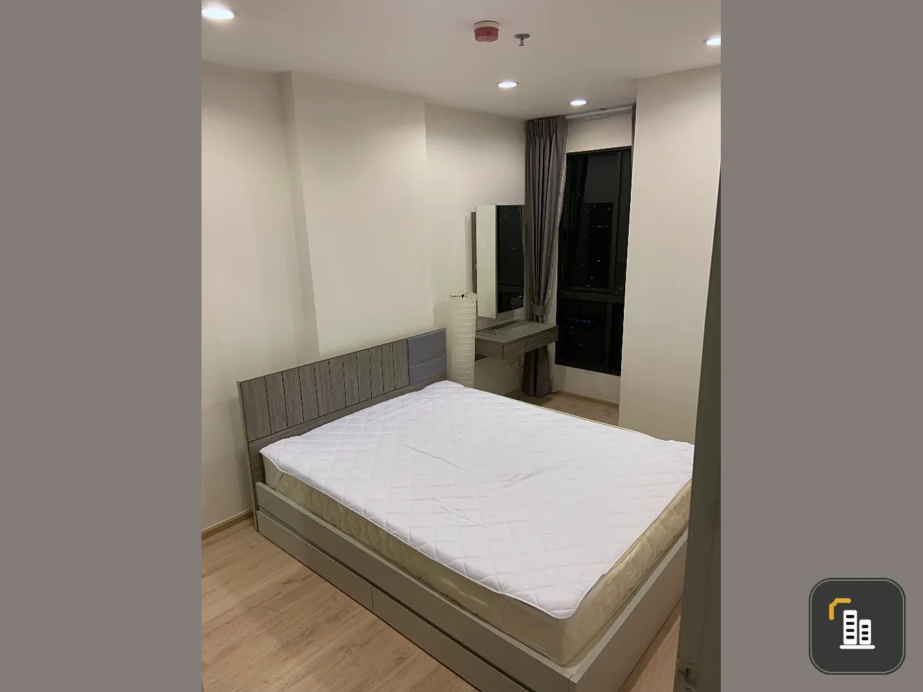For sale, Ideo Sathorn-Thapra, 26th floor, beautiful view, fully furnished and electrical appliances. Book now.
