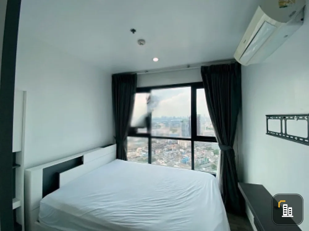 Condo for rent, The Base Park West, fully furnished, ready to move in. Don't wait.