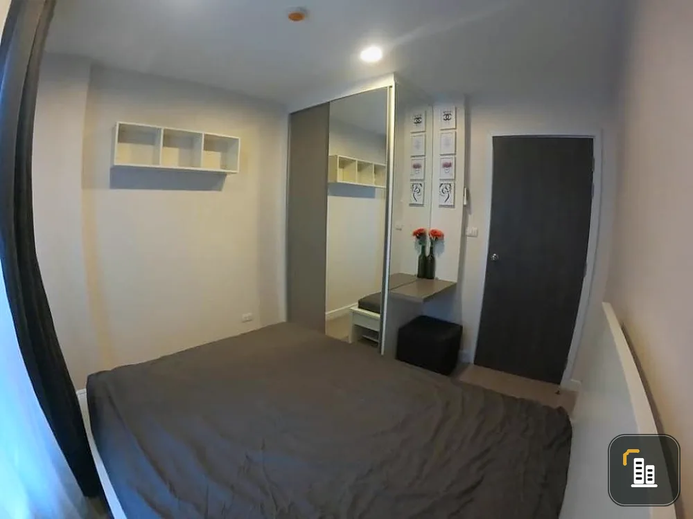 For sale, for rent!! Condo Metrolux Phaholyothin-Sutthisan, 2nd floor, swimming pool view, fully furnished, hurry and book now!!