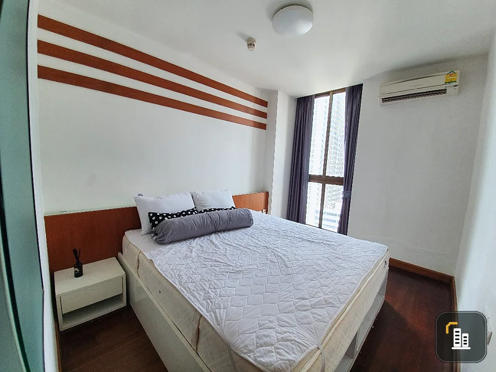 For rent, Ideo Sathorn-Taksin, 14th floor, corner room, clear view, does not collide with other rooms, beautiful room, fully furnished, book now
