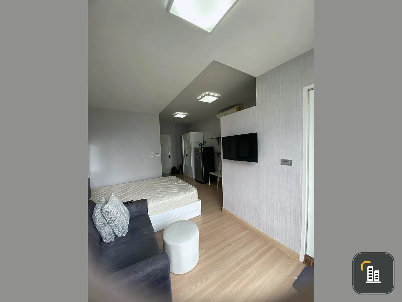 Condo for sale, Garden Asoke-Rama 9, fully furnished, ready to move in, good location, friendly price, don't wait!!