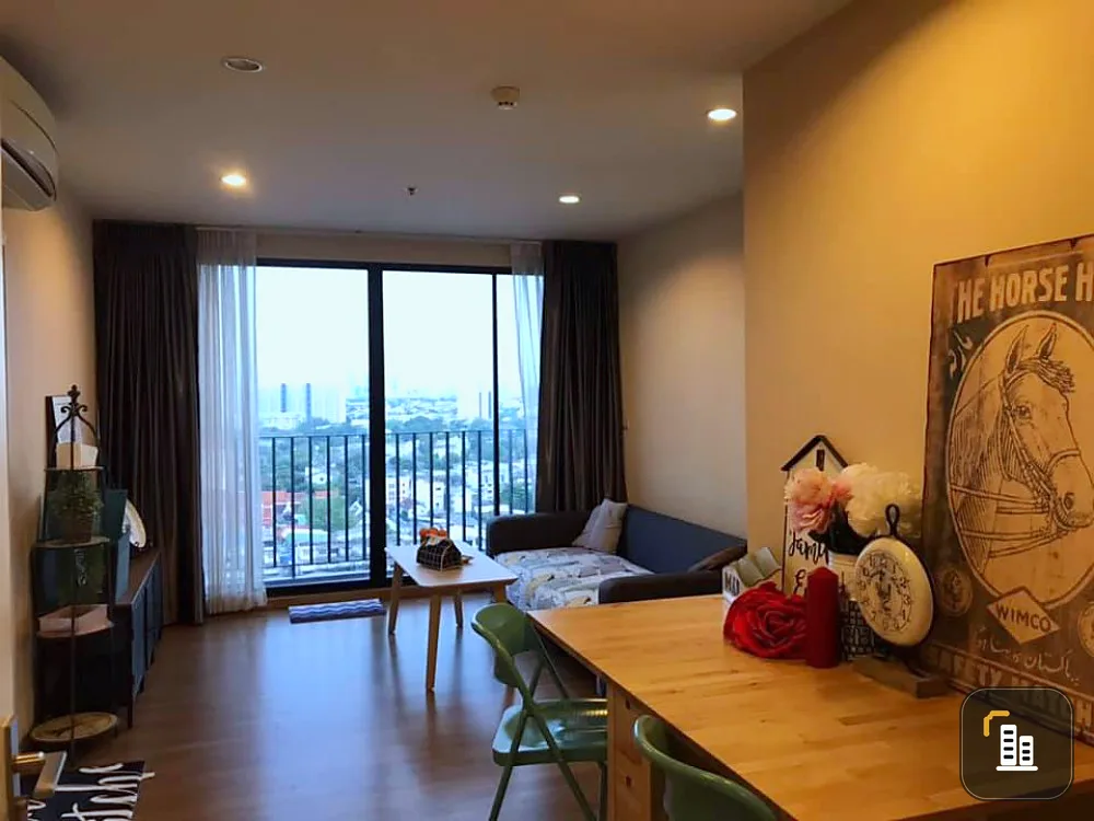 Condo for rent, The Tree Interchange, 2 bedrooms, 2 bathrooms, 19th floor, Chao Phraya River view. I was told that I had to reserve.