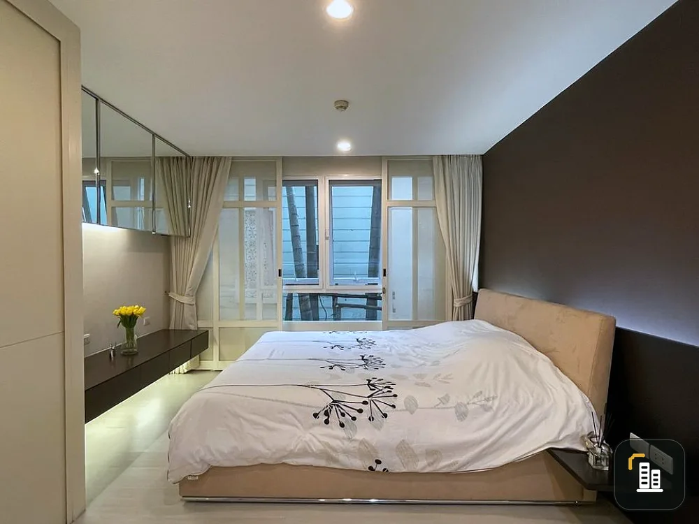 Condo for sale, The Bangkok Sathorn-Taksin, 2 bedrooms, 2 bathrooms, new renovate room, ready to move in. Hurry up to reserve before it's gone!!