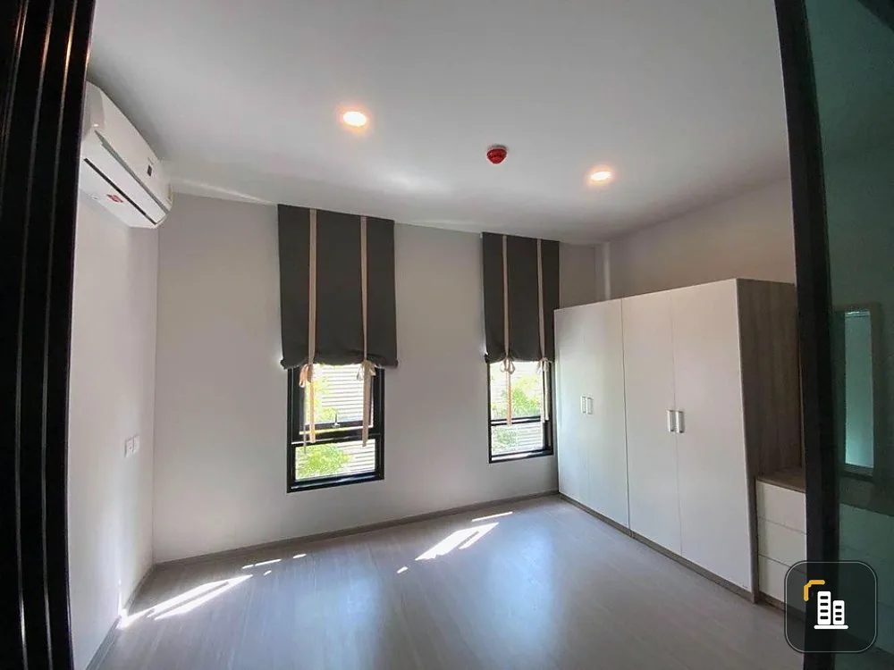 For rent!! Condo Aspire Asoke - Ratchada, size 30 sq.m., convenient transportation, good location, this price is not to be missed!!