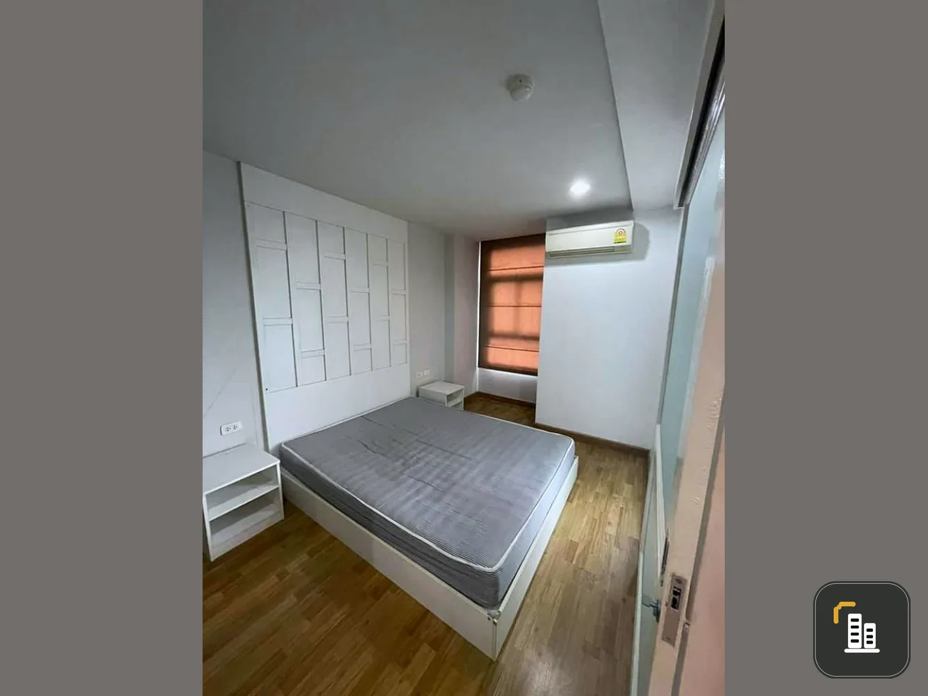 Condo for sale, Baan Navatara, near the mall, convenient to travel, move now, don't hesitate !!