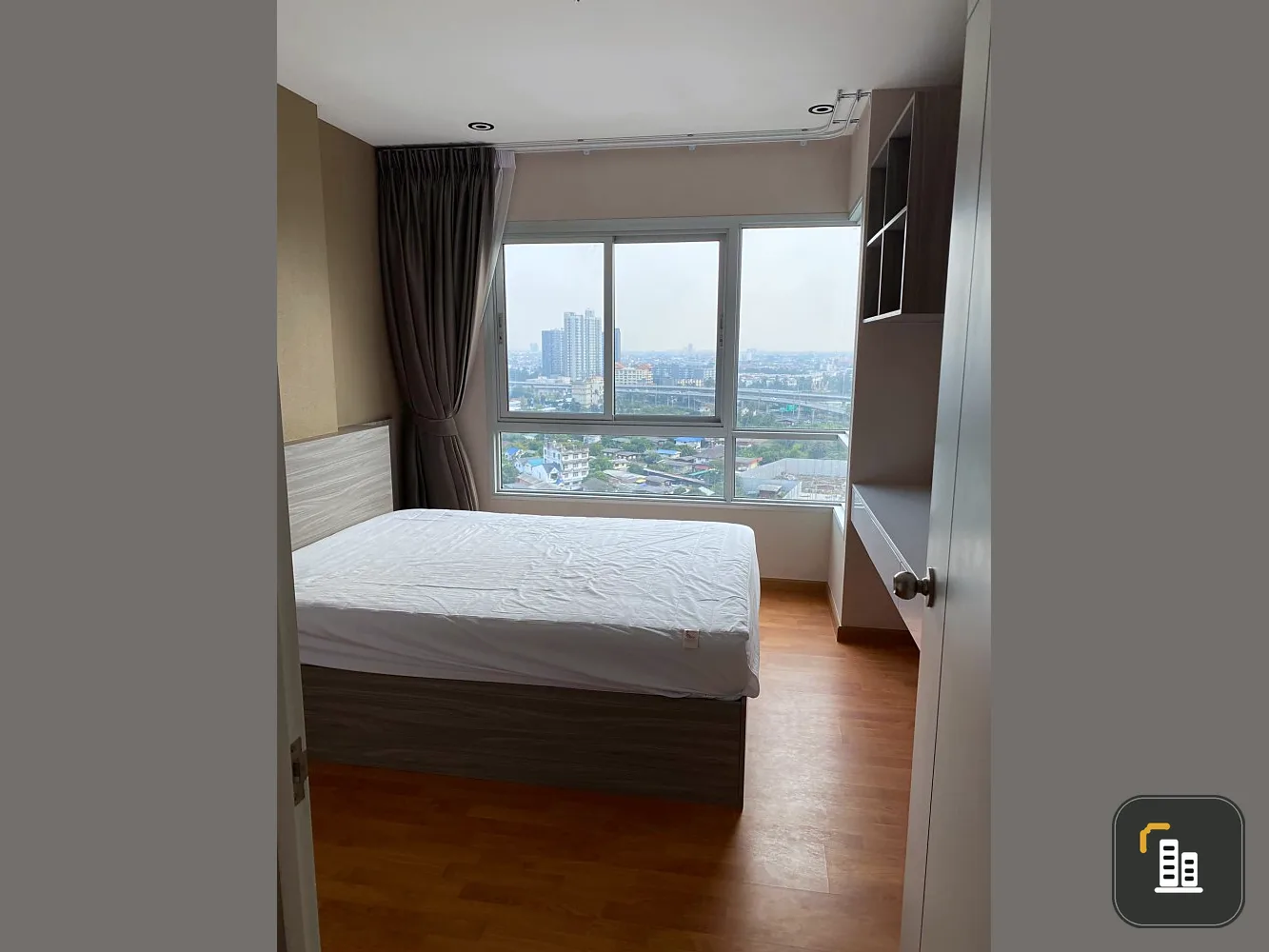 Sell/Rent Condo The President Sathorn-Ratchapruek 3, near BTS, convenient to travel, ready to move in. Friendly price. Book now.