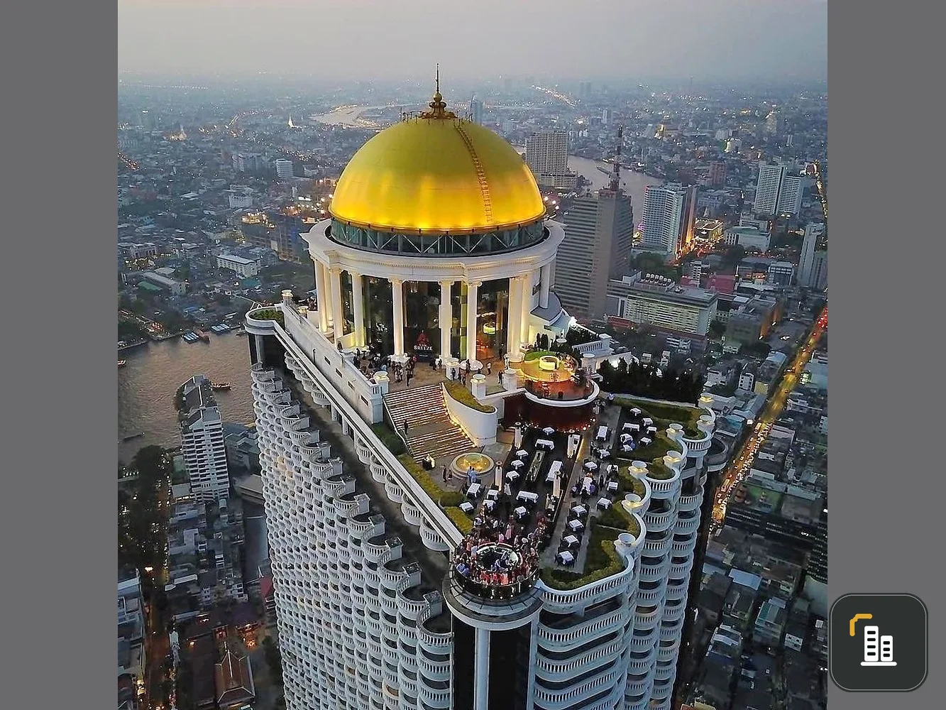 State Tower Condominium for sale, near BTS, good location, high floor, beautiful city view, don't hesitate, book now!!