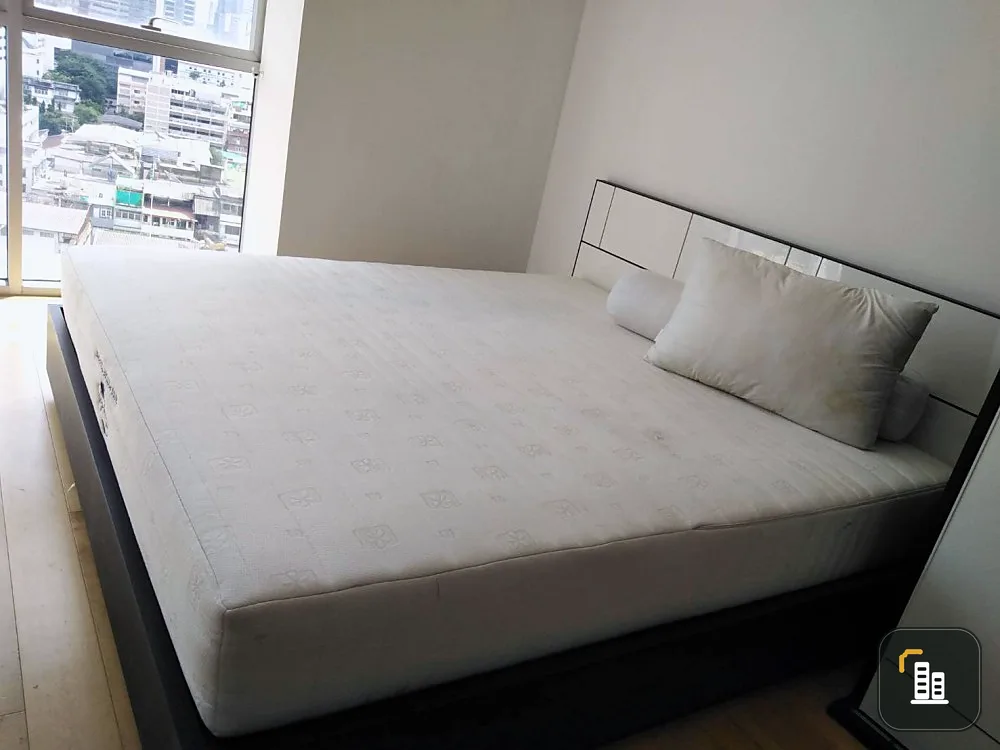 Condo for rent, Vertic Rama 4 - Siam, 2 bedrooms, 2 bathrooms, corner room, ready to move in, convenient transportation, don't miss it!
