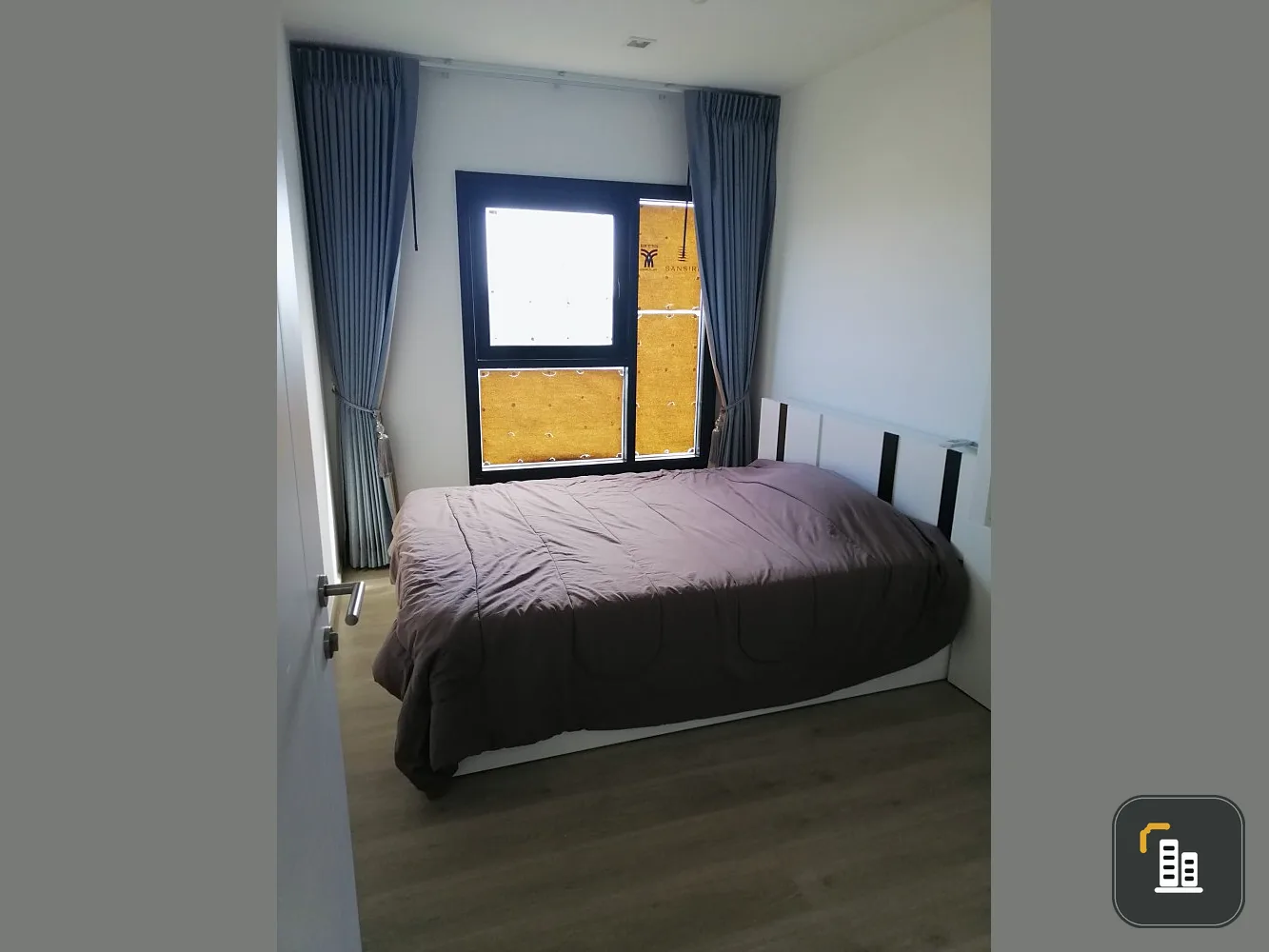 For rent, The base Phetkasem, 1 bedroom, 1 bathroom, 8th floor, comes with complete furniture and electrical appliances. Hurry up to reserve.